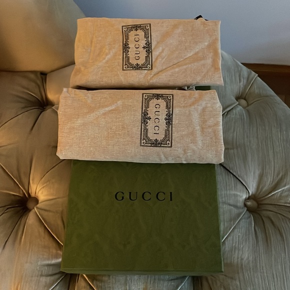 New authentic Gucci maxi GG slide - Picture 8 of 10